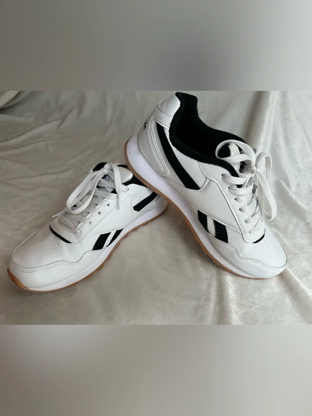Reebok White and Black Women's Sneakers with Gum Outsole